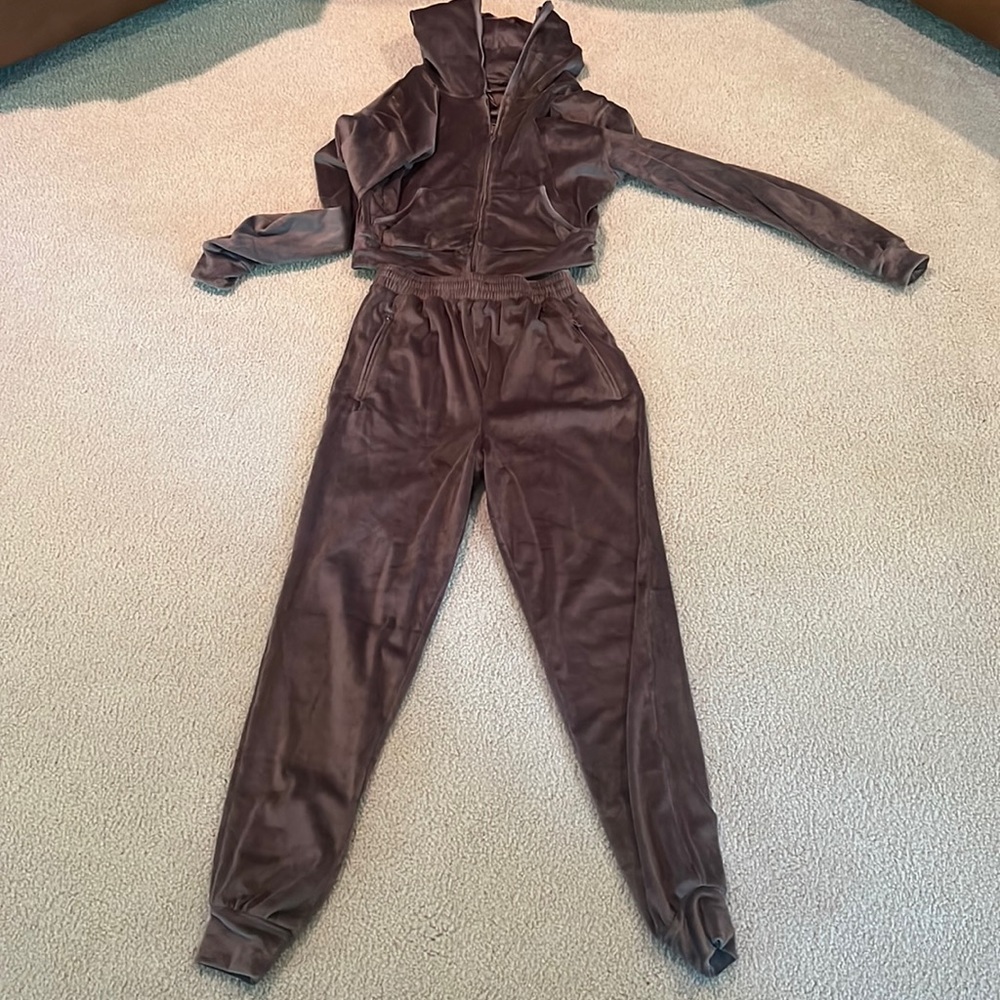 Skims matching top and bottom sold together